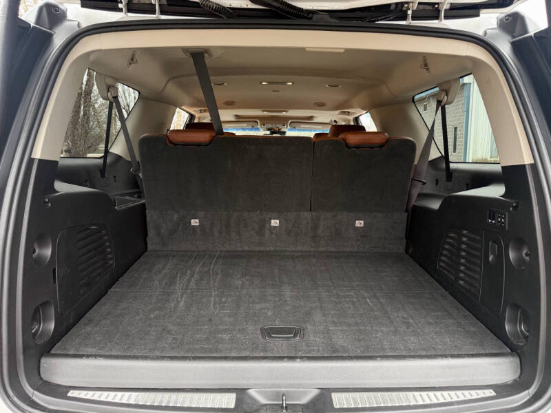 2018 Cadillac Escalade ESV Luxury