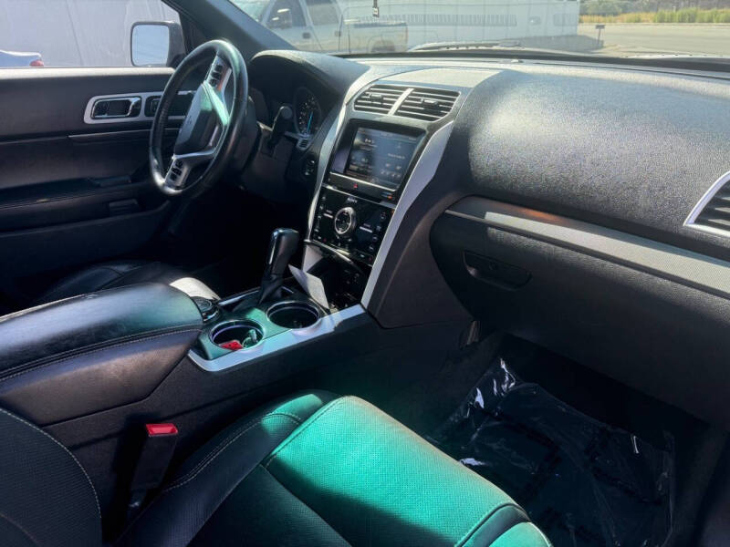 2014 Ford Explorer Sport