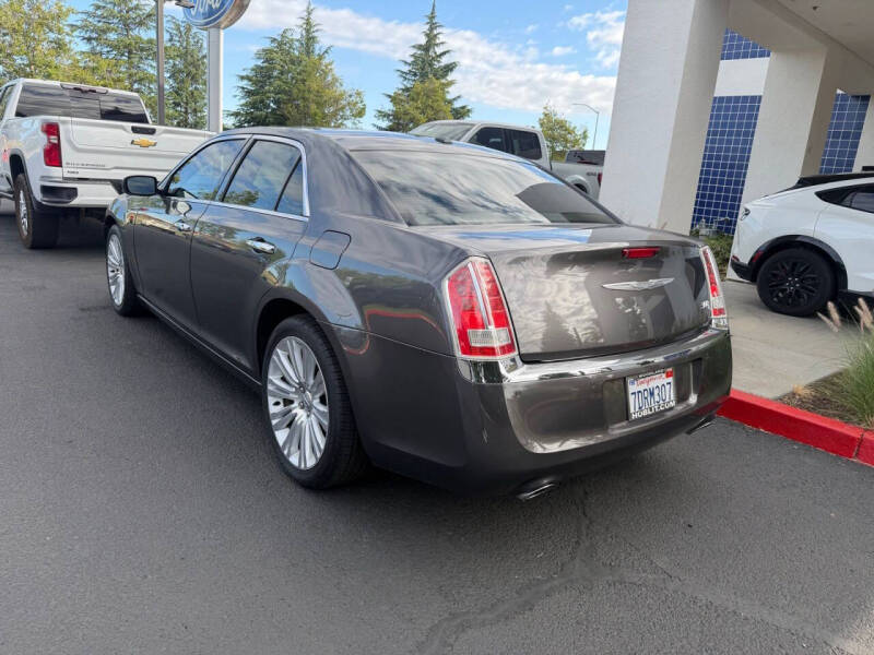 2014 Chrysler 300 C