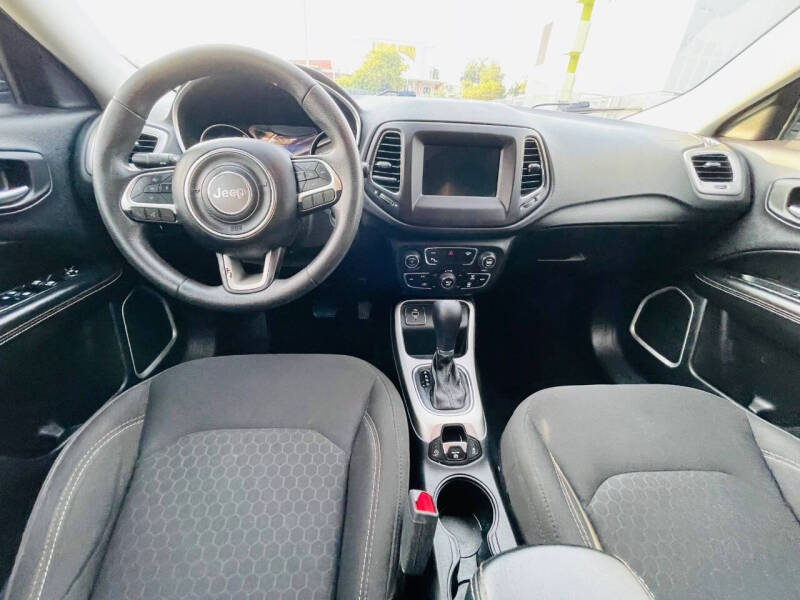 2018 Jeep Compass Sport