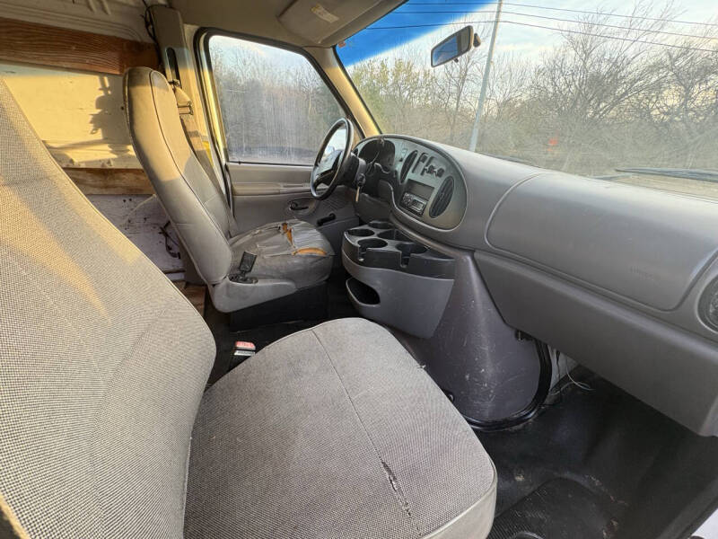 1999 Ford E-350 SD