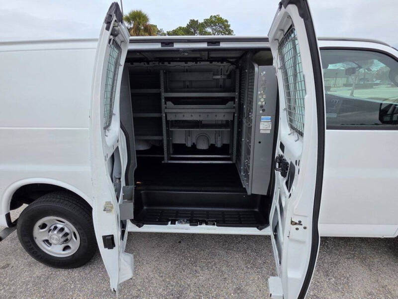 2016 Chevrolet Express 2500