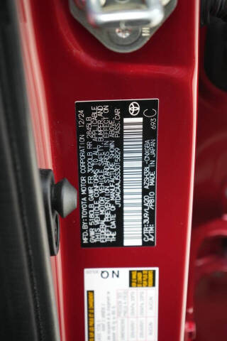 2025 Toyota Crown Signia Limited