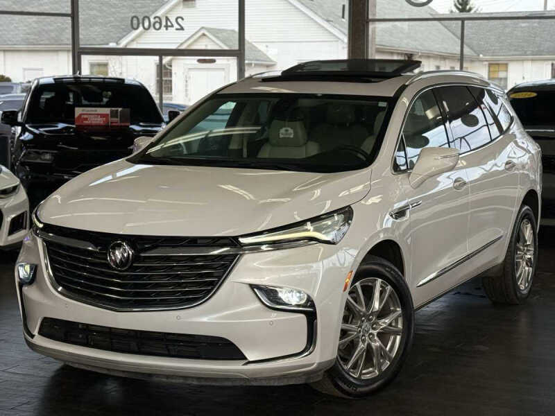 2023 Buick Enclave Essence