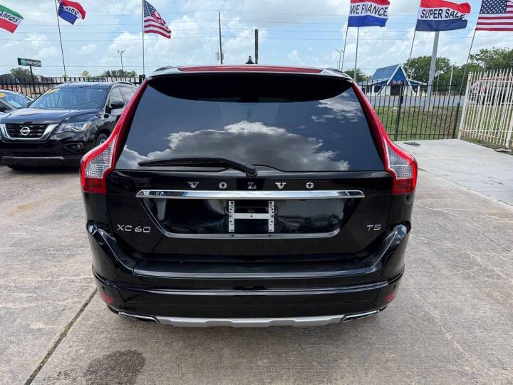 2016 Volvo XC60 T5 Drive-E Premier