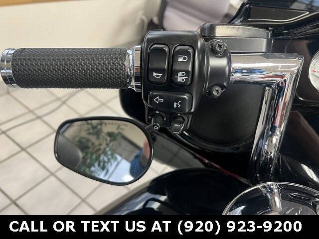 2017 Harley-Davidson Street Glide