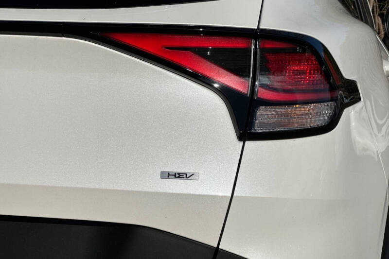 2025 Kia Sportage Hybrid EX