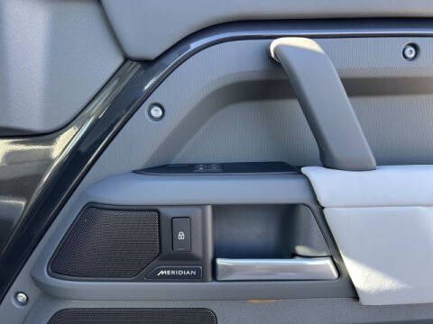 2026 Land Rover Defender 130 P300 S