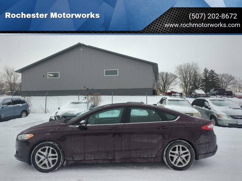 2013 Ford Fusion SE's photo