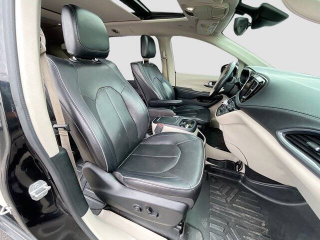 2018 Chrysler Pacifica Hybrid Limited