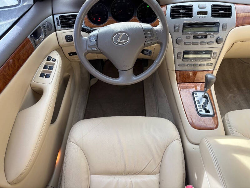 2005 Lexus ES 330