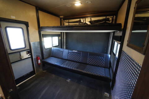 2017 Cruiser RV Stryker 3010