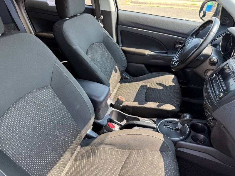 2016 Mitsubishi Outlander Sport ES