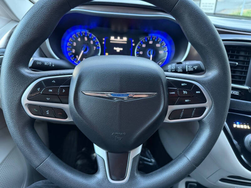 2018 Chrysler Pacifica LX