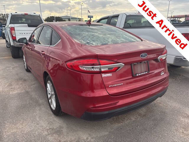 2020 Ford Fusion SE