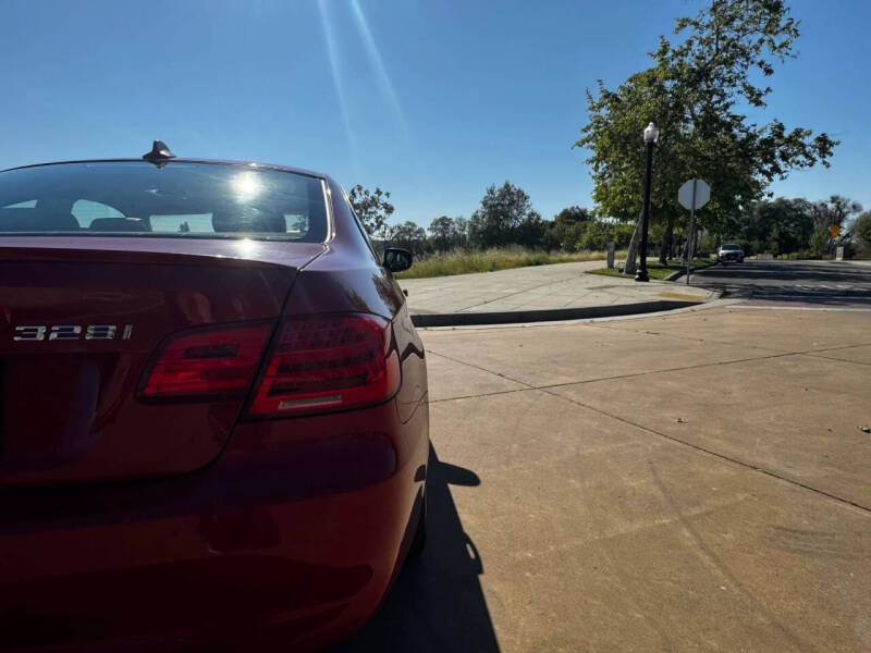 2012 BMW 3 Series