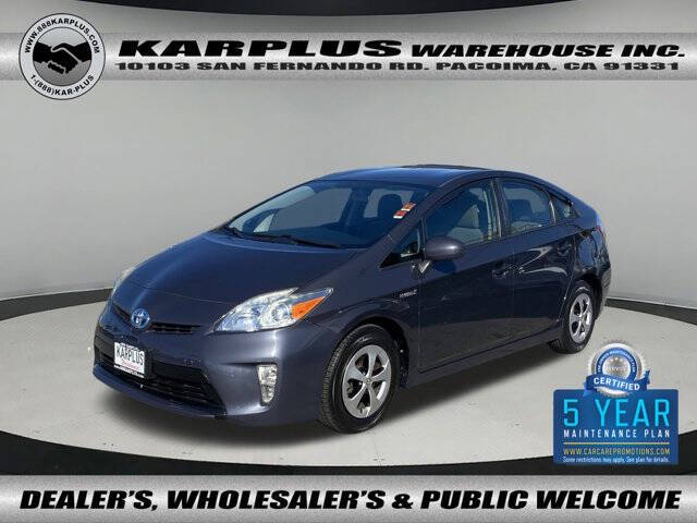 2015 Toyota Prius Two's photo