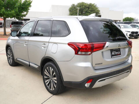 2019 Mitsubishi Outlander ES