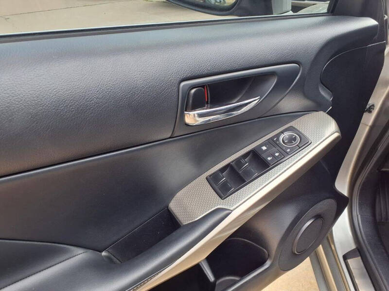 2015 Lexus IS 250