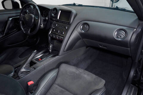 2014 Nissan GT-R Premium