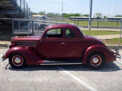 1936 Ford Model 68