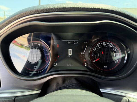 2017 Dodge Challenger SXT