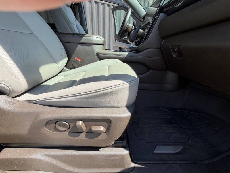 2025 GMC Yukon XL Elevation