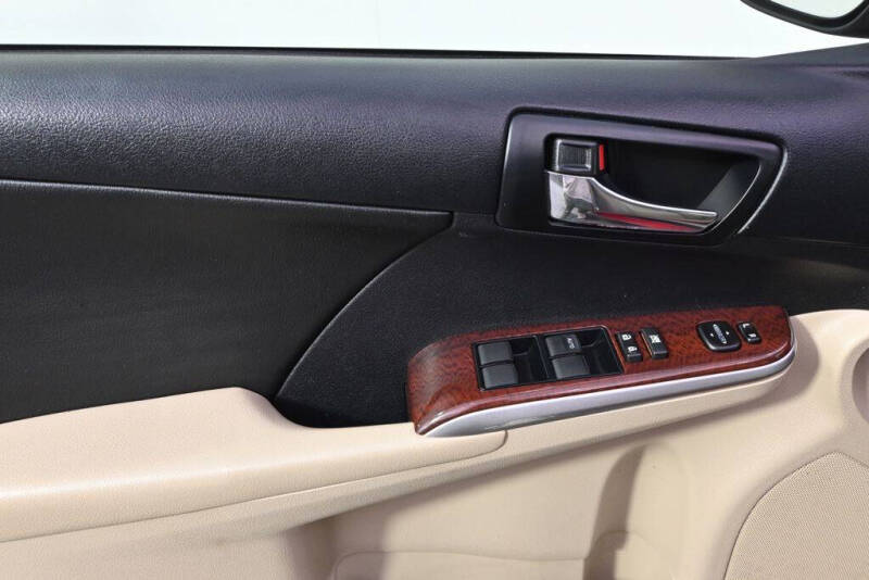 2014 Toyota Camry XLE