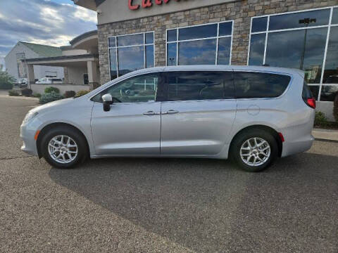 2023 Chrysler Voyager LX