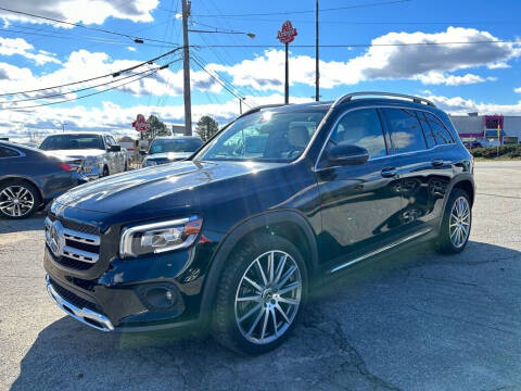 2021 Mercedes-Benz GLB for sale at Modern Automotive in Spartanburg SC