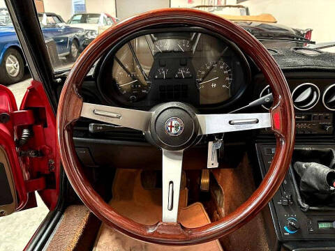 1987 Alfa Romeo Spider Graduate