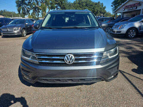 2018 Volkswagen Tiguan 2.0T SEL 4Motion