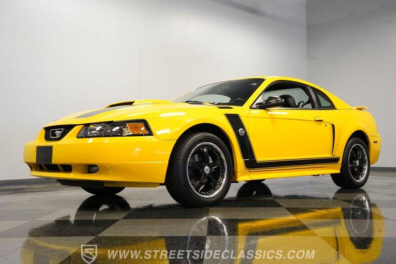 2004 Ford Mustang GT Deluxe