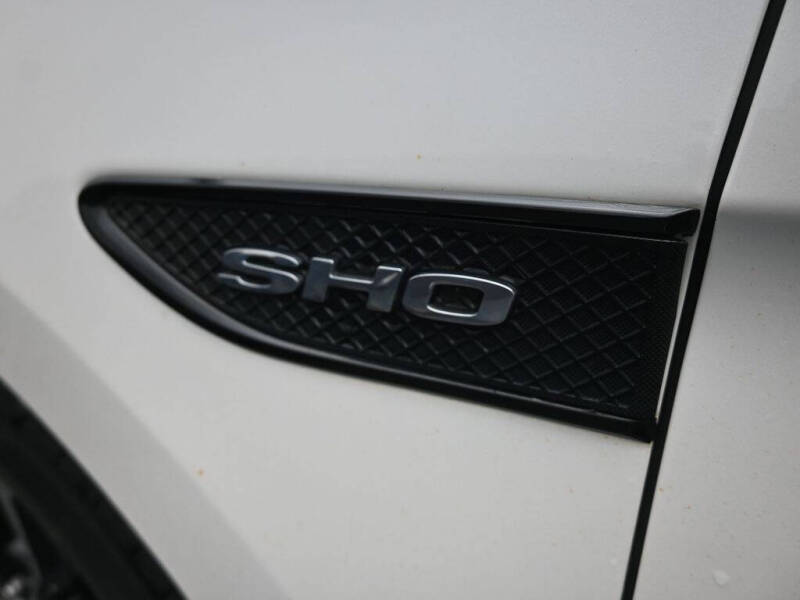 2017 Ford Taurus SHO