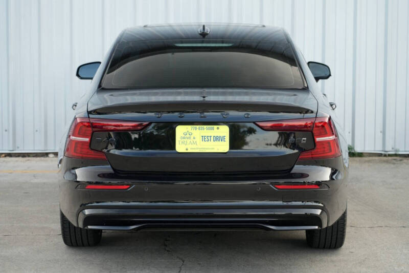 2024 Volvo S60 B5 Plus Black Edition