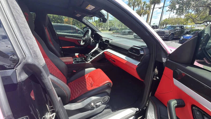 2020 Lamborghini Urus