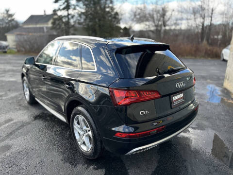2018 Audi Q5 2.0T quattro Premium Plus