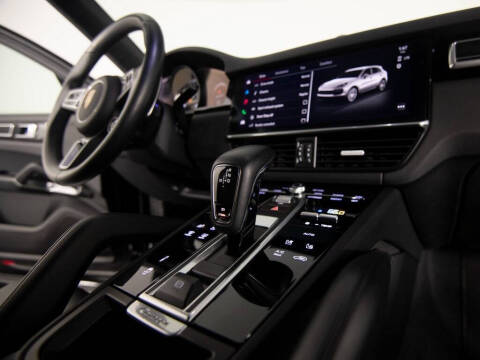 2023 Porsche Cayenne Turbo