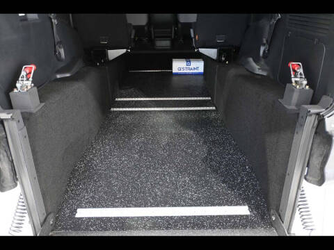 2025 Toyota Sienna LE 8-Passenger