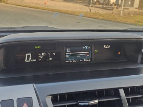 2017 Toyota Prius v Three