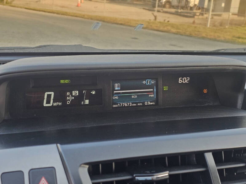 2017 Toyota Prius v Three