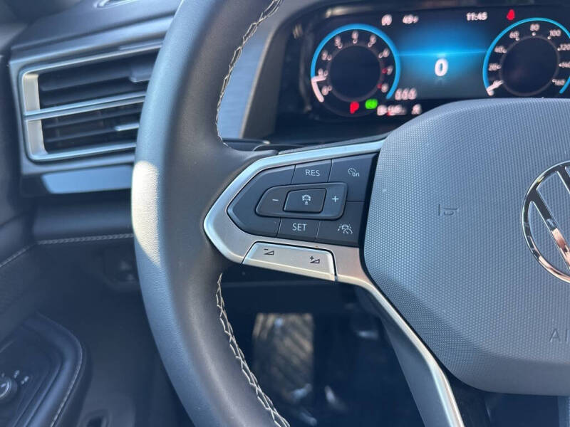 2025 Volkswagen Atlas Cross Sport SE