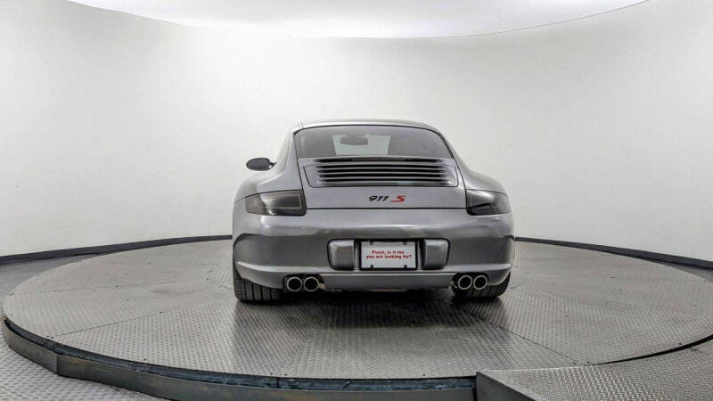 2005 Porsche 911 Carrera S