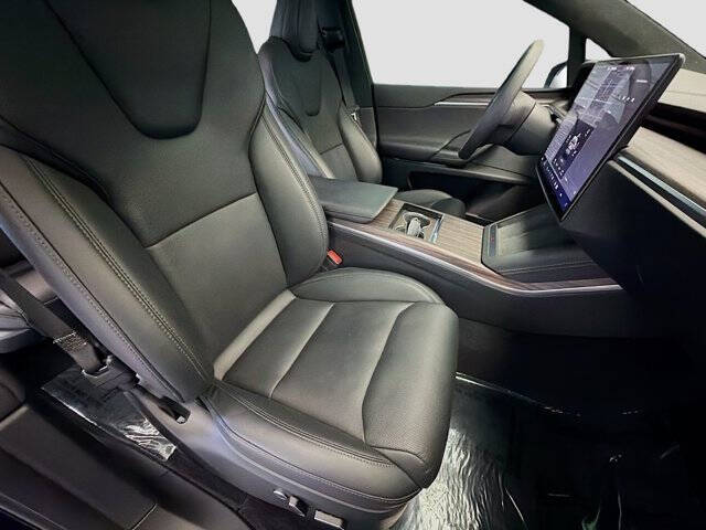 2023 Tesla Model X Standard Range