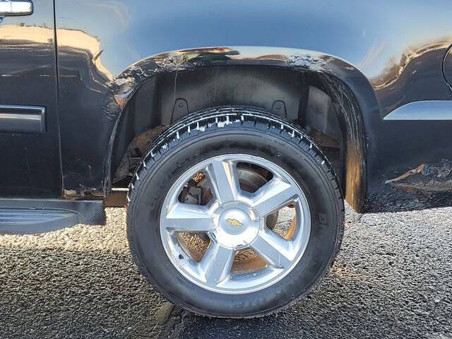 2013 Chevrolet Avalanche LT Black Diamond