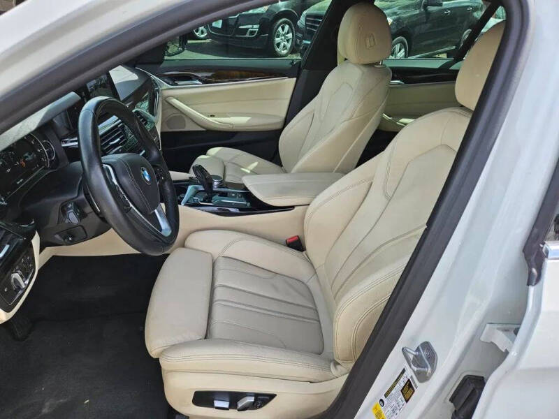 2017 BMW 5 Series 530i