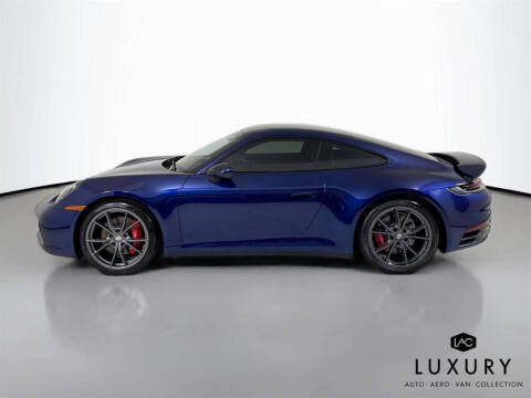 2022 Porsche 911 Carrera 4 GTS