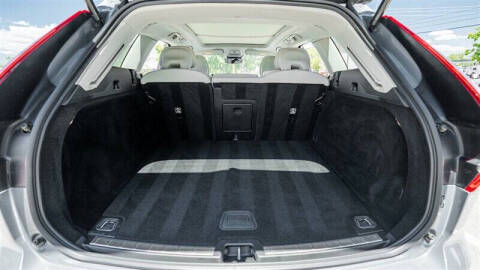 2023 Volvo XC60 B5 Core