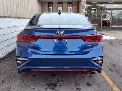 2021 Kia Forte GT Line