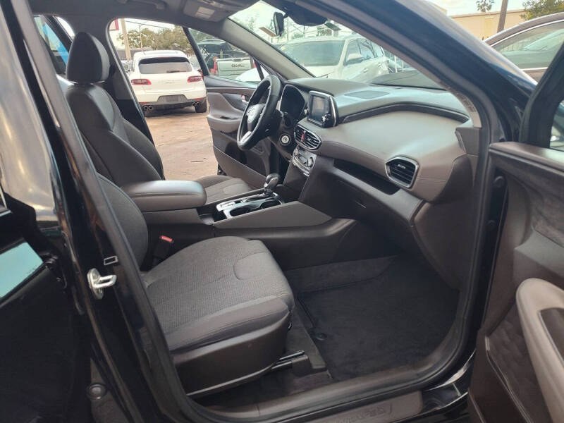 2020 Hyundai Santa Fe SE